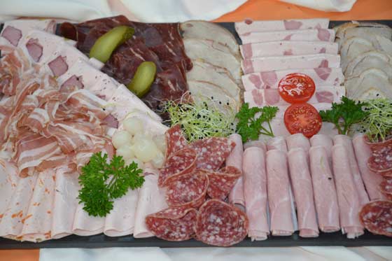 Fleischplatte «mit Hiesigem»